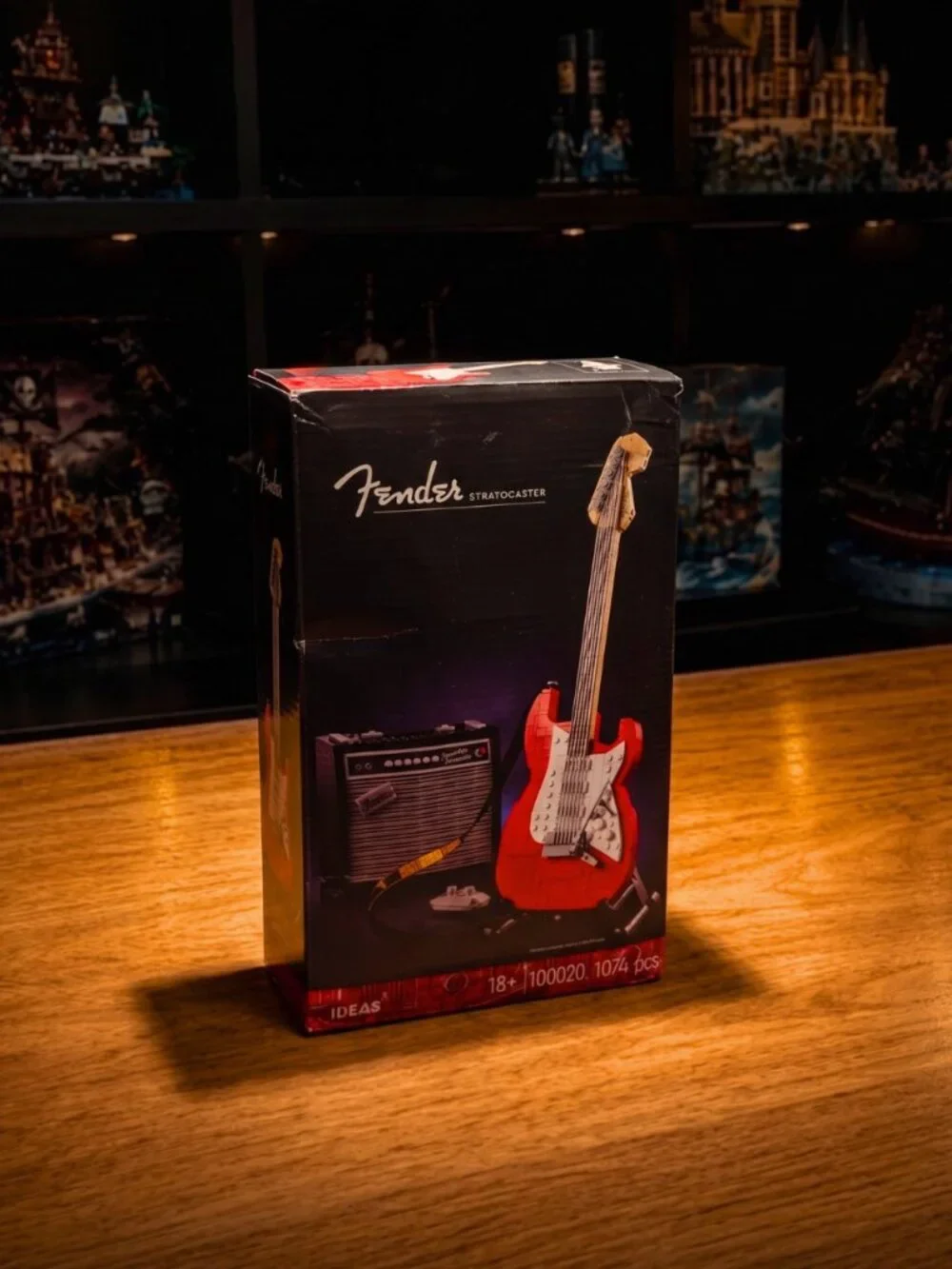 RETIRED Fender Stratocaster 21329 | Premium LEGO Compatible Set